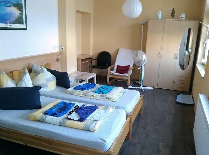 Zimmervermietung Auch Fuer Monteure Guest house 3*