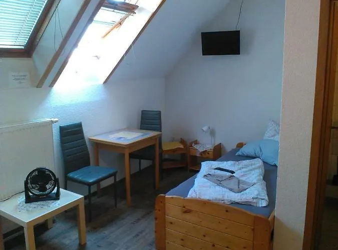 Zimmervermietung Auch Fuer Monteure 3*